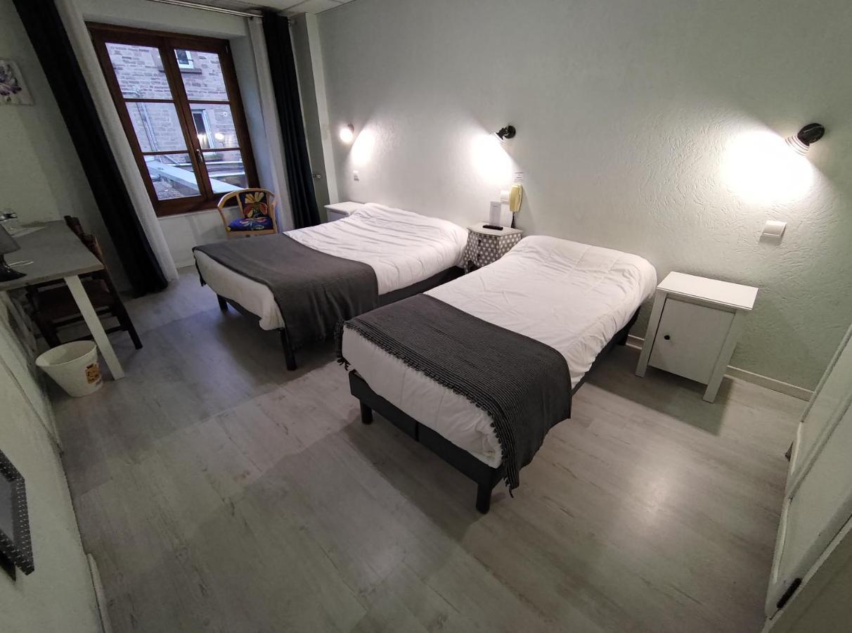 Hotel Du Lion Vert Luxeuil-les-Bains Exteriér fotografie
