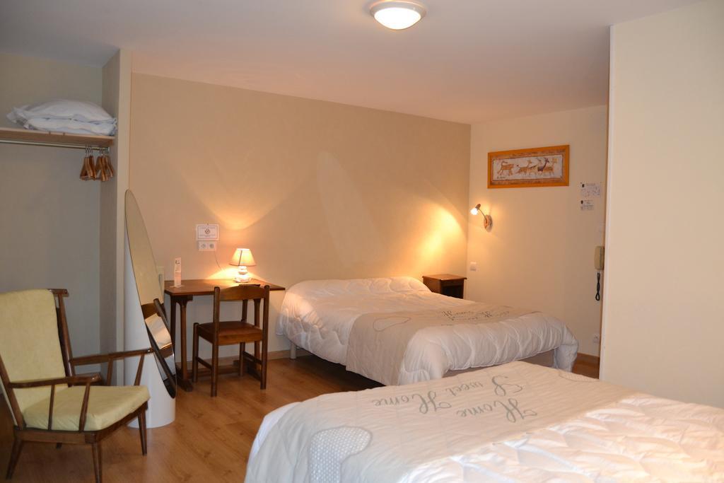 Hotel Du Lion Vert Luxeuil-les-Bains Exteriér fotografie