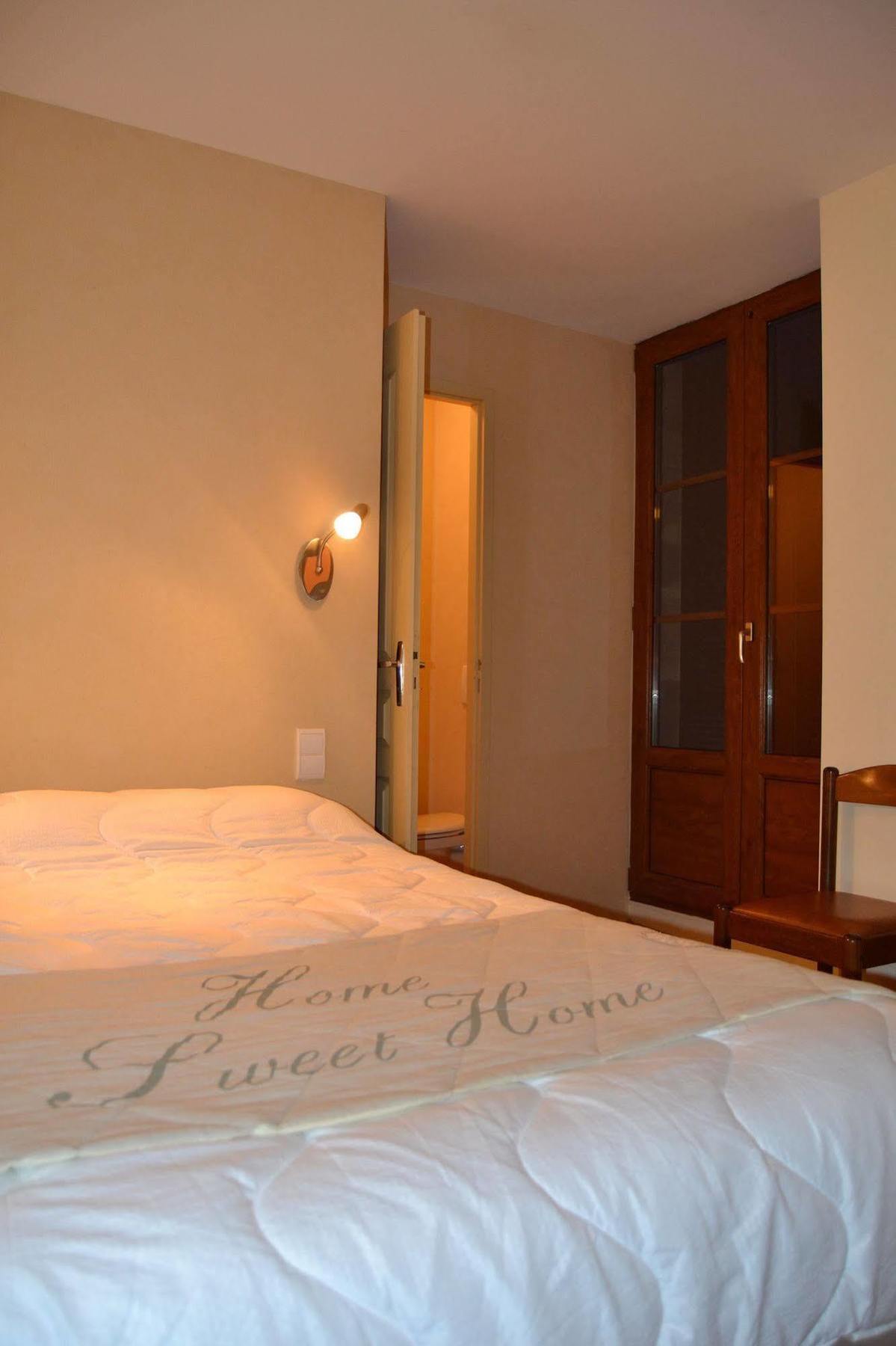 Hotel Du Lion Vert Luxeuil-les-Bains Exteriér fotografie